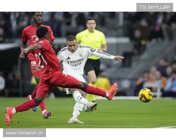 姆巴佩传射助力十人皇马惊险逆转取胜西甲劲旅关键三分稳住争冠形势